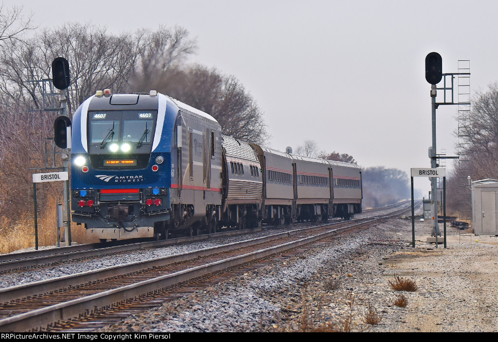 IDTX 4607 Amtrak Midwest Illinois Zephyr